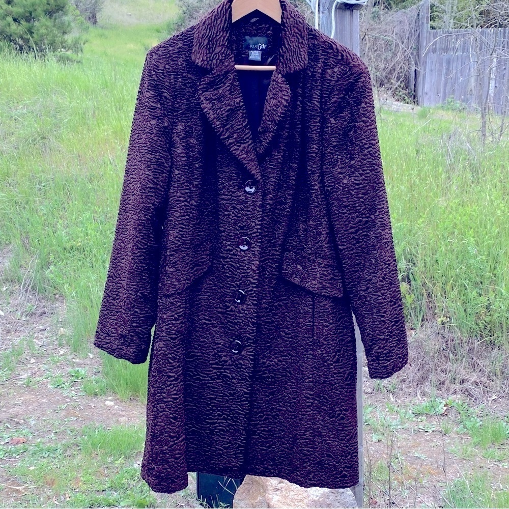 East 5th Woman’s Brown Faux Fur Long Coat with Lining-Great condition! Size XL